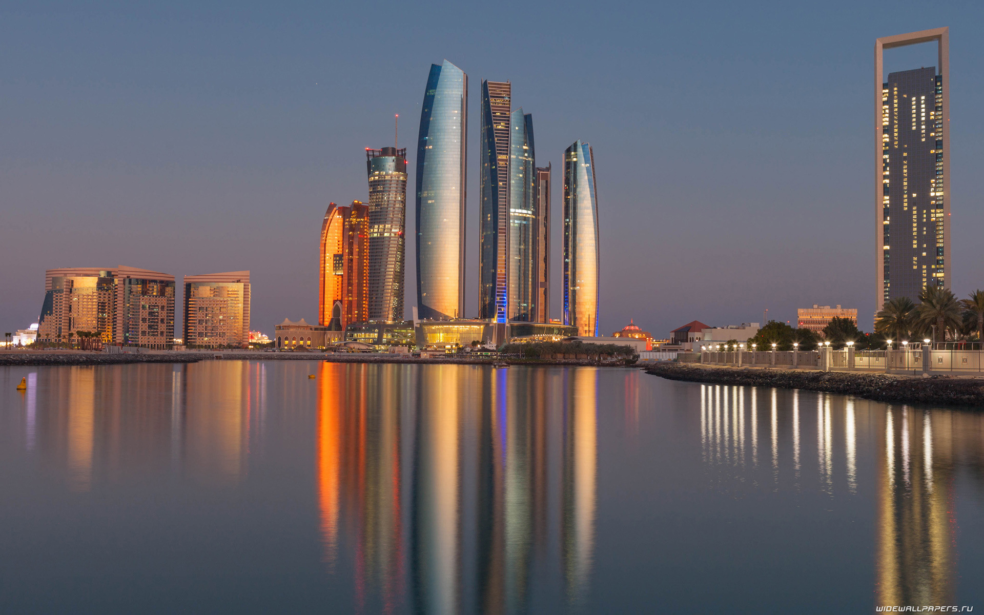 Город Абу-Даби обои для рабочего стола 1920x1200 wide.