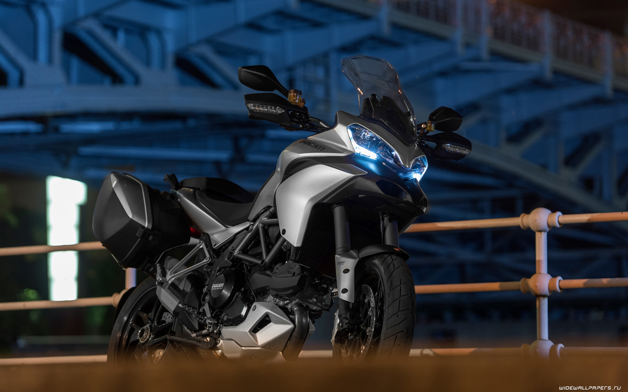 Ducati Multistrada 1200s РѕР±РѕРё